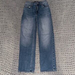 Hollister Ultra-Rise Dad Jean